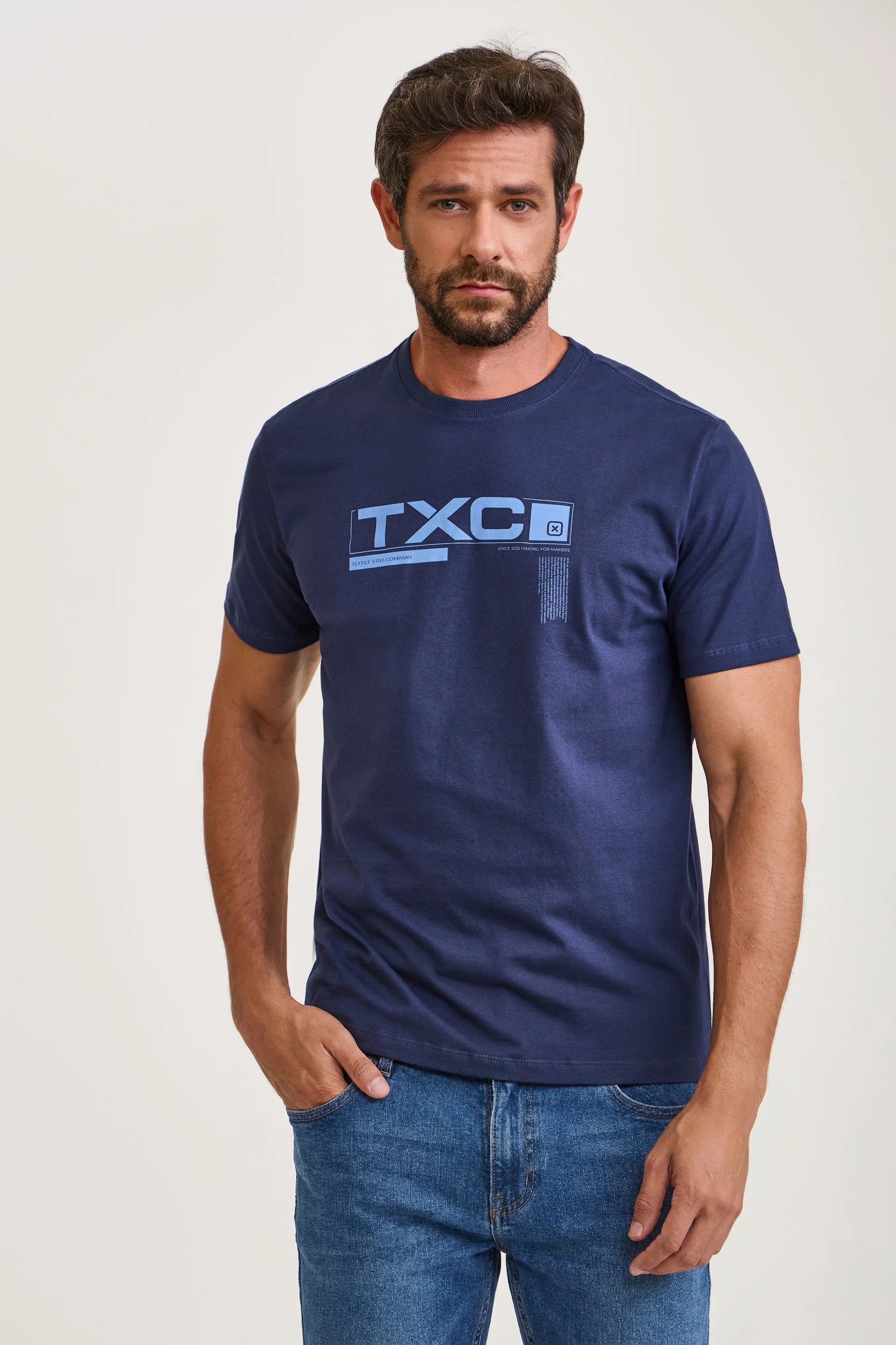 CAMISETA REGULAR MEIA MALHA PENTEADA
A REGULAR
ESTAMPADA 192705