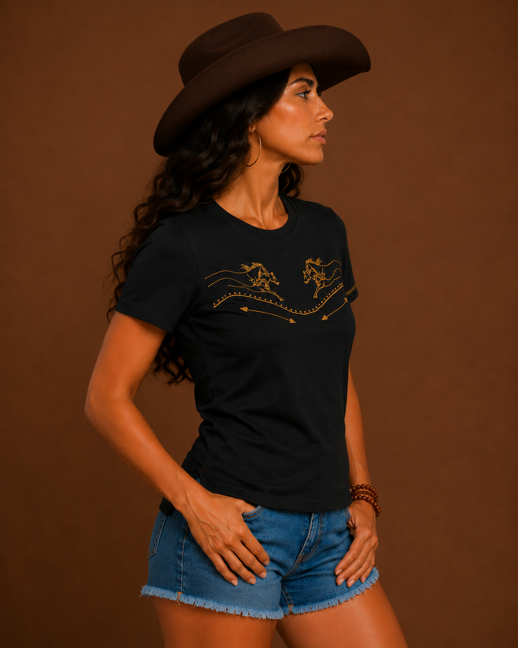 T-SHIRT FEMININA BORDADA BUPHALLOS Ref.: BPL1924